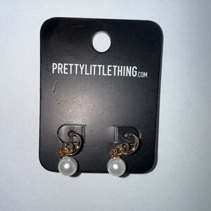 Gold  mini pearl hoops